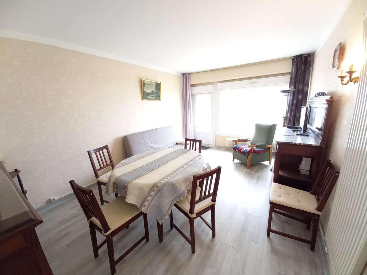 Appartement Front De Mer Avec Terrasse - 2 Chambres, Animaux Acceptes - Fr-1-674-16 Berck Exterior photo